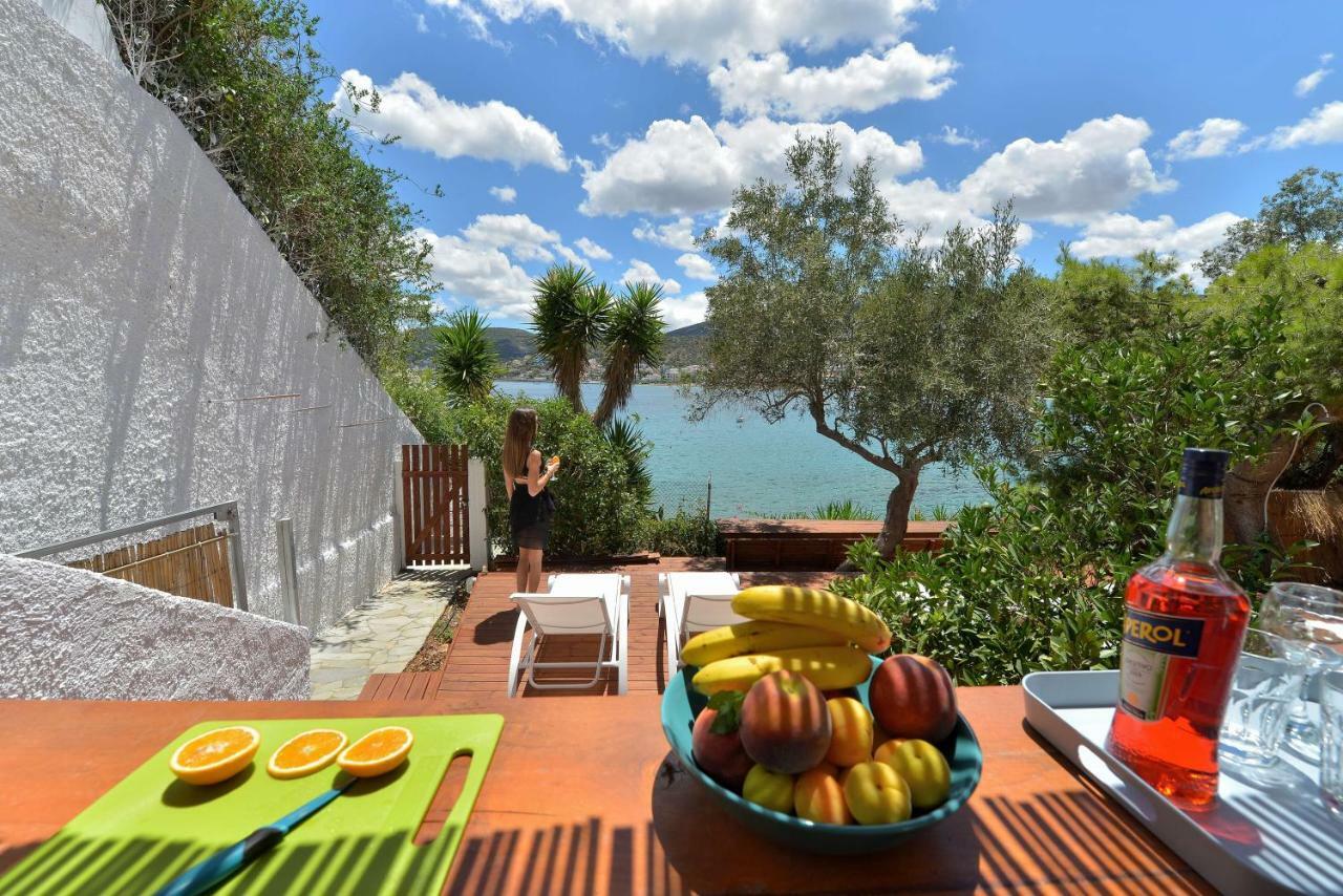Villa Portomare Pórto Ráfti Buitenkant foto